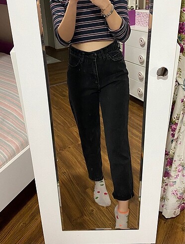 Slim fit mom jean