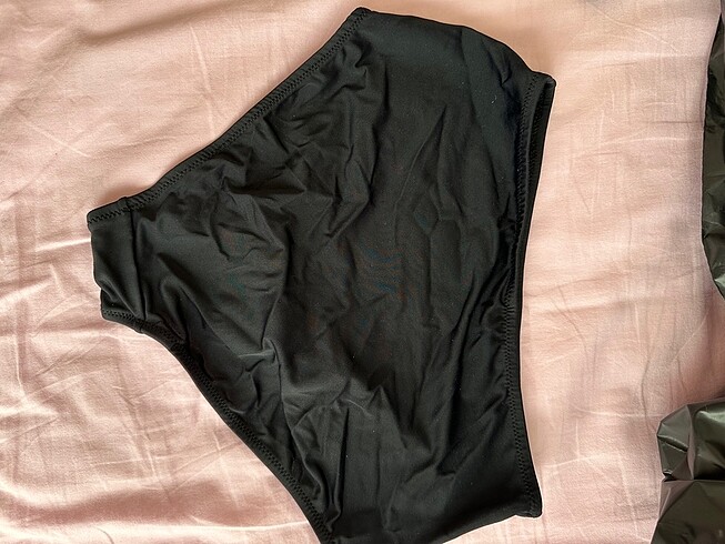 LC Waikiki Lc Waikiki yüksel bel siyah bikini altı