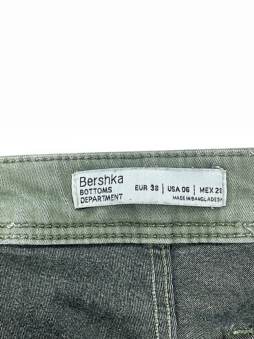 38 Beden çeşitli Renk Bershka Skinny %70 İndirimli.