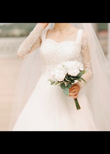 Uzun Kollu Modern A kesim Gelinlik - Görsel 2