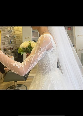 Uzun Kollu Modern A kesim Gelinlik - Görsel 4