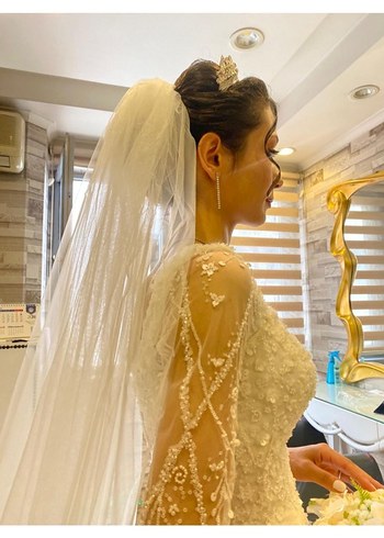 Uzun Kollu Modern A kesim Gelinlik - Görsel 5