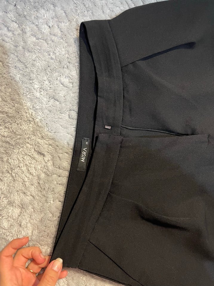 Siyah Pilili Midi Kadın Kumaş Pantolon - Görsel 2