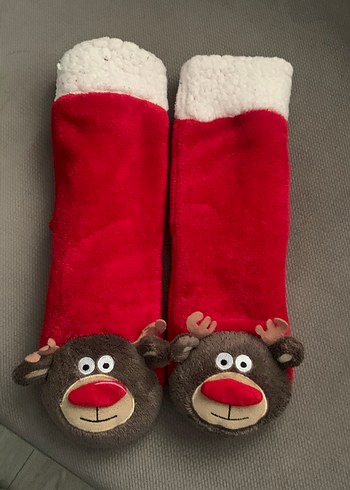 Kızlar için Kırmızı Nakışlı Sıcak Terlik - Görsel 2