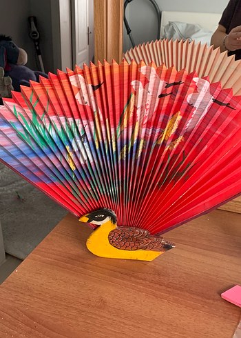 Renkli Dekoratif Tavuskuşu Yelpaze - Görsel 2