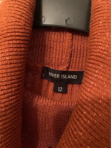 River Island Triko elbise