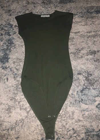 asker yesili Kolsuz stradivarius Body