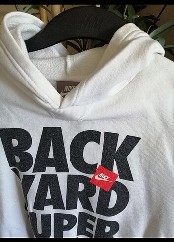 Nike sweatshirt