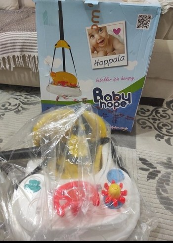 Renkli Sarı Bebek Yürüteci