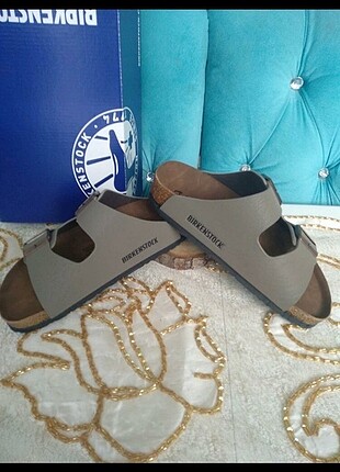 Birkenstock marka terlik