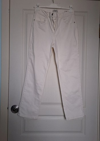 Beyaz Kadın Regular Fit Midi Kot Pantolon - Görsel 3