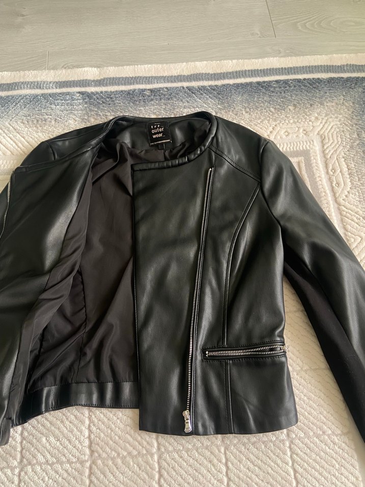 Zara kol detaylı deri ceket - Görsel 4