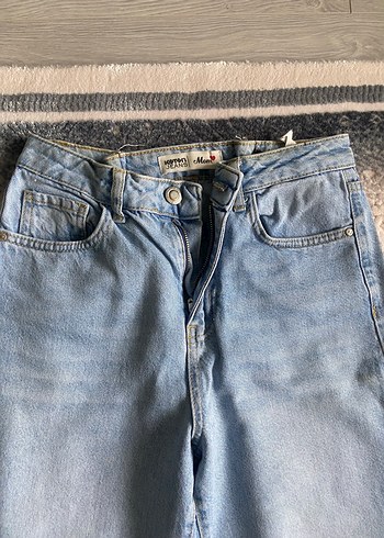 Koton yırtık jean - Görsel 3