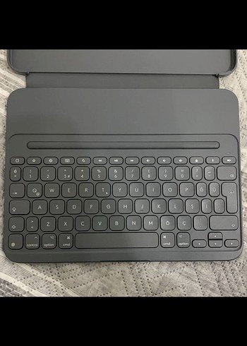 Logitech ipad 10. Nesil klavyeli kılıf - Görsel 7