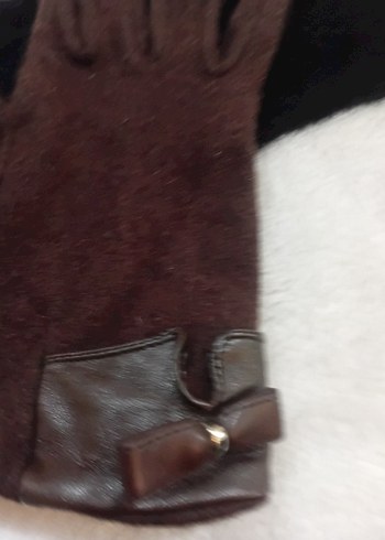 Kahverengi Kemer Detaylı Kadın Eldiveni - Görsel 3