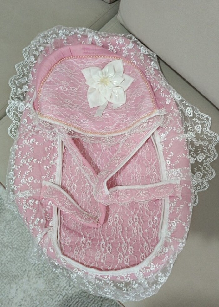 Kız bebek hastane çıkışı - Görsel 4