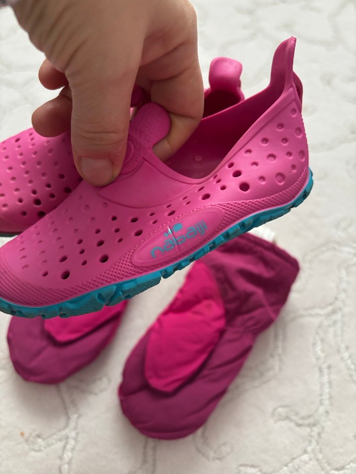 Kız Çocuk Pembe Kaydırmaz Deniz  ayakkabı ve Kar Eldiveni - Görsel 3