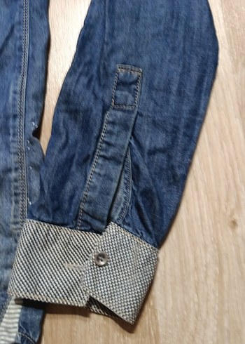 Düğmeli Uzun Kollu Erkek Denim Gömlek - Görsel 4