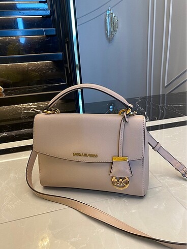 Michael Kors çanta