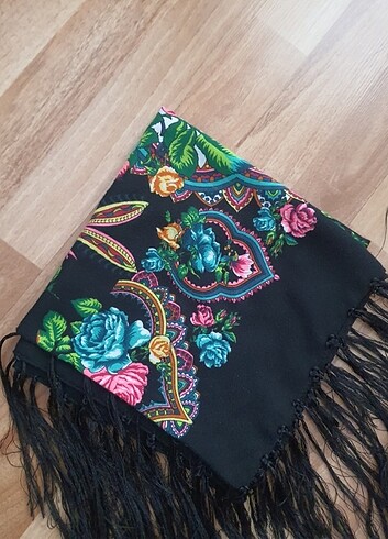 Kadin şal