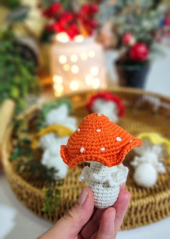 Renkli Örgü Mantar anahtarlik - Görsel 2