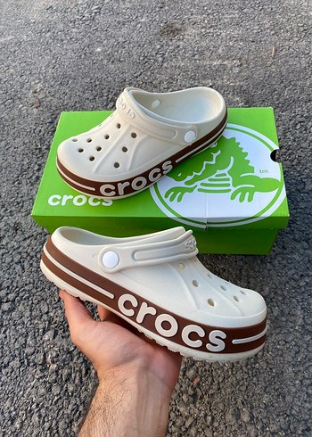 Crocs ürünü