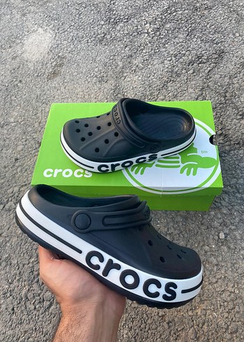 Crocs ürünü