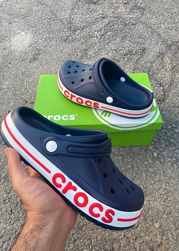 Crocs ürünü