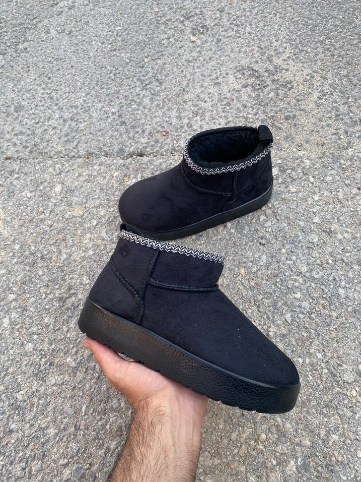 Ugg Siyah Süet Bilek Bot — görsel 2/6