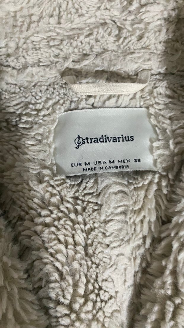 Beyaz Kürklü Kadın Ceket - Görsel 2