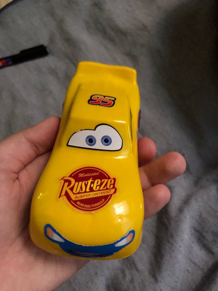 Sarı Renkli Oyuncak Araba - Görsel 3