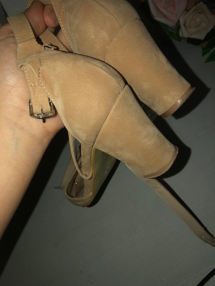 Bej Süet Stiletto Topuklu Kadın Ayakkabı - Görsel 3