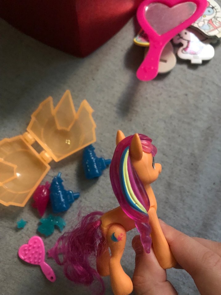 Renkli At Figür ve Aksesuar Seti - Görsel 4