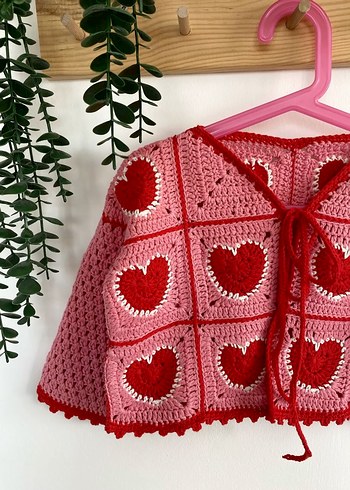 Nakışlı Kalp Desenli Kız Hırka ve Şapka Seti - Görsel 3