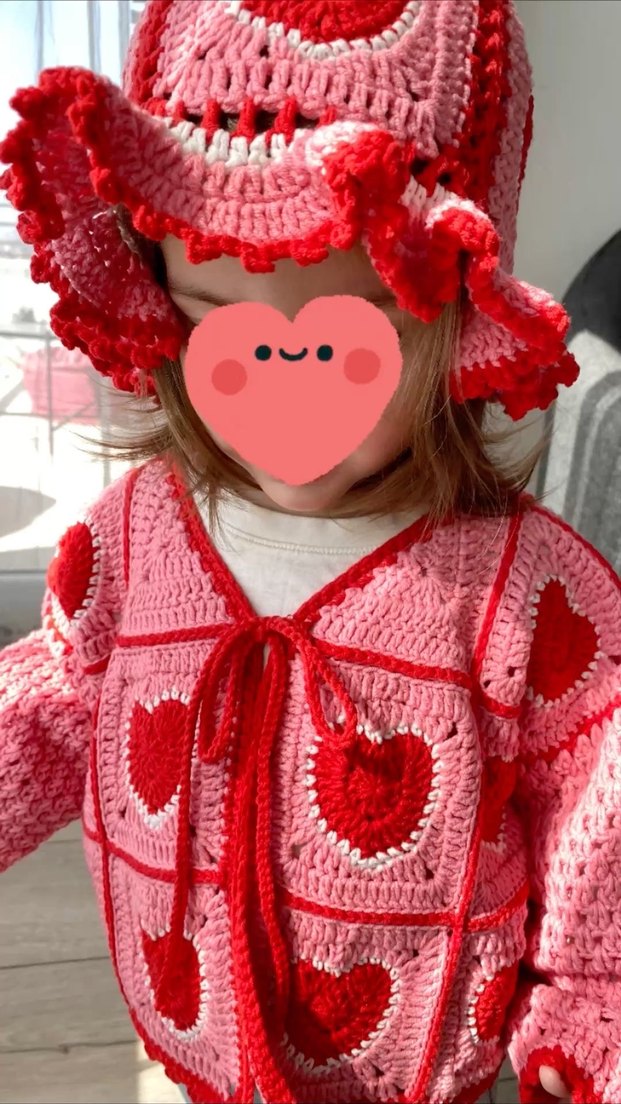 Nakışlı Kalp Desenli Kız Hırka ve Şapka Seti - Görsel 5