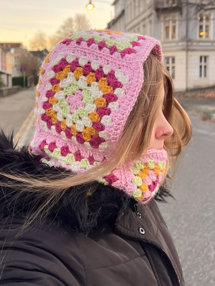 Renkli Örgü Kadın Bere Kapüşon - Görsel 3