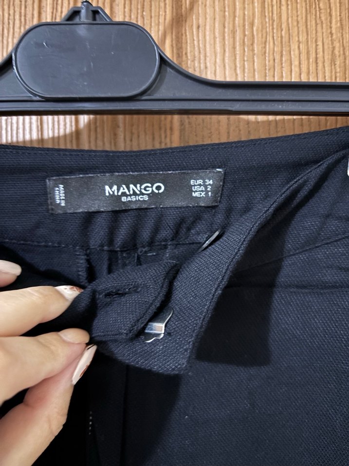 Fermuarlı Siyah Geniş Kumaş Pantolon - Görsel 2