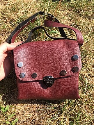 Bordo çanta