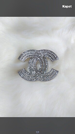 Chanel broş