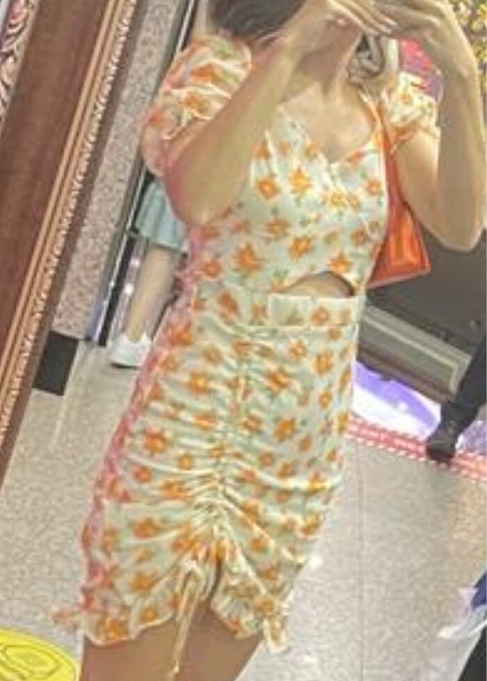 Kadın çiçekli elbise - Görsel 5