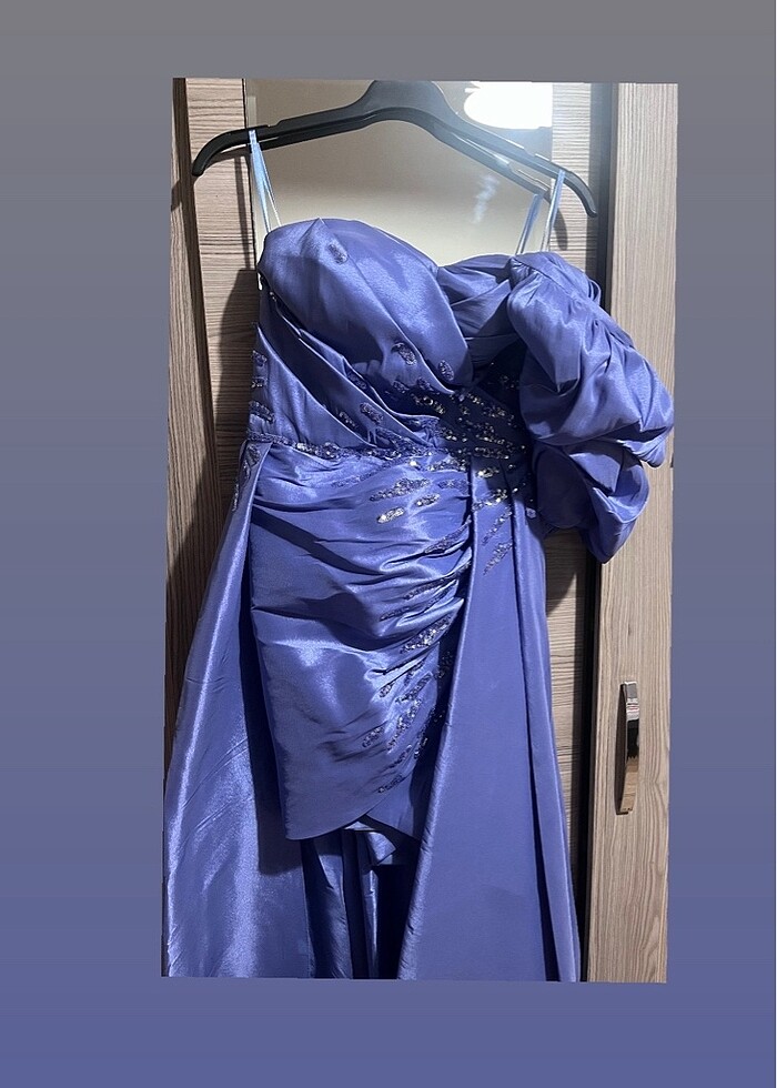 Tek Balon Kollu Arkası Uzun Önü Kısa Abiye Elbise - Görsel 5