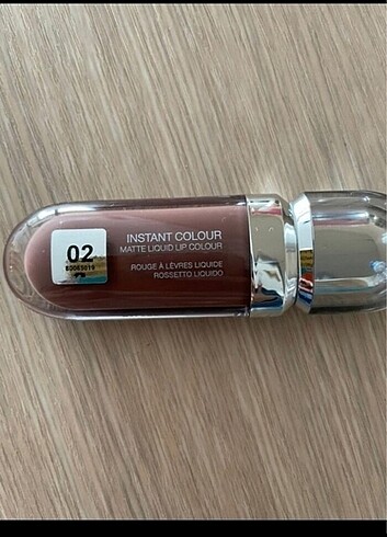  Beden Kiko gloss