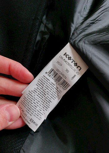 Düğmeli Siyah Kaşe Kaban - Görsel 9