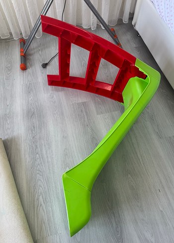 Çocuklar için renkli kaydırak - Görsel 2