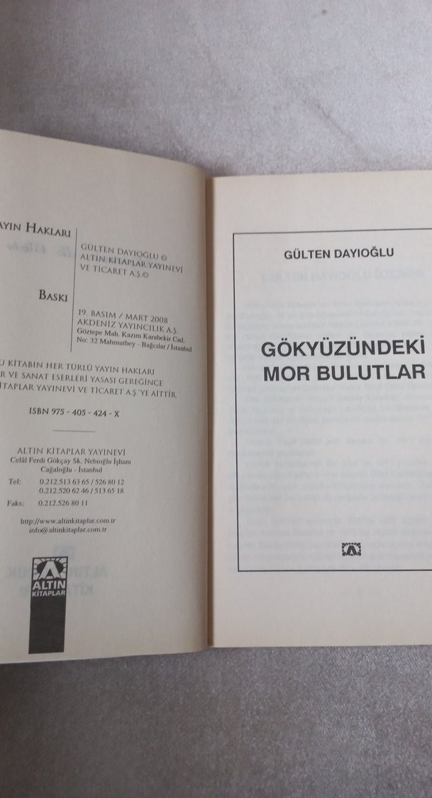 Gökyüzündeki Mor Bulutlar - Gülten Dayıoğlu - Görsel 2