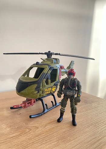 Oyuncak helikopter ve asker - Görsel 2