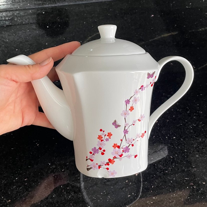 Beyaz Çiçek Desenli Demlik - Görsel 3