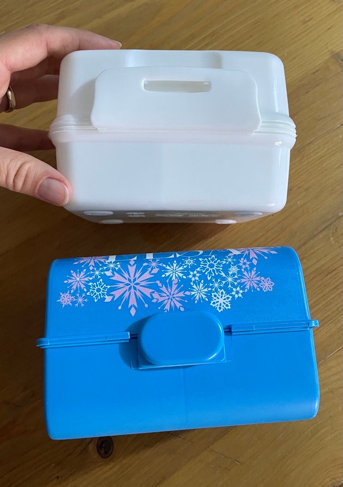 2 adet Beyaz ve Mavi Çocuk Beslenme Kutuları - Görsel 4