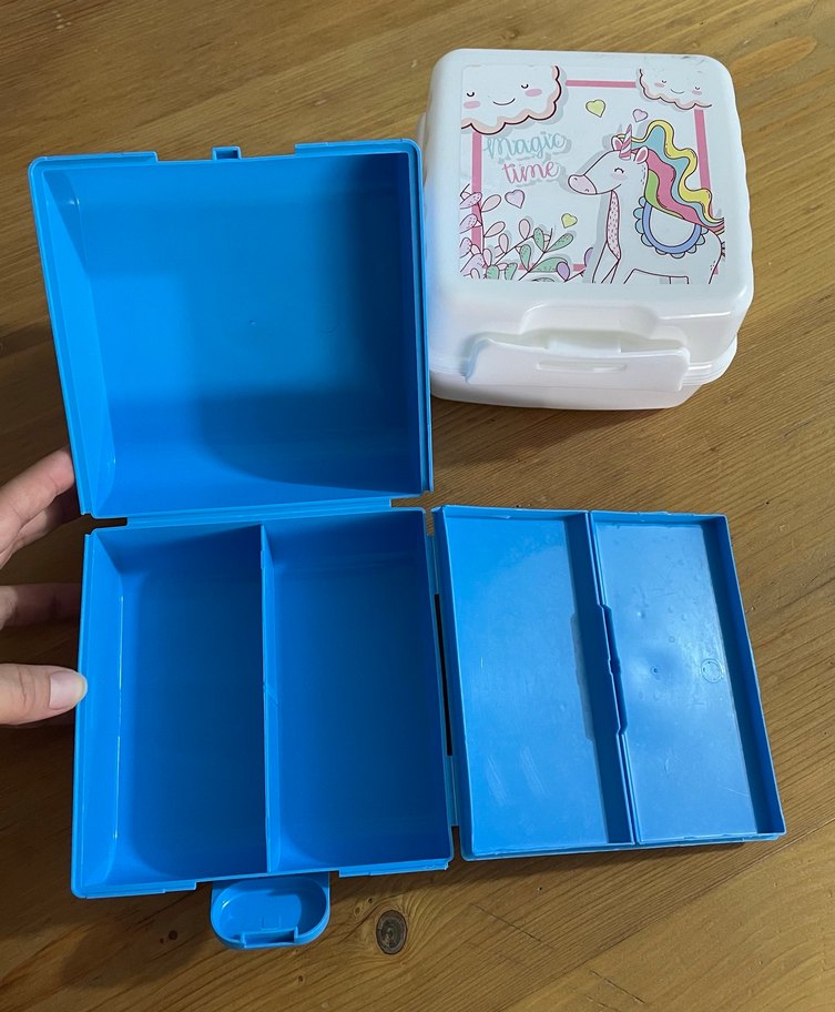 2 adet Beyaz ve Mavi Çocuk Beslenme Kutuları - Görsel 2