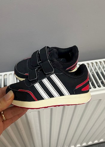 23 no Adidas Spor Ayakkabı - Görsel 3